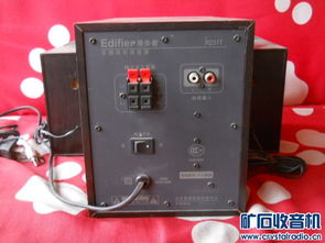 杂物堆宝藏 老旧电子产品与音响设备的魔性重组